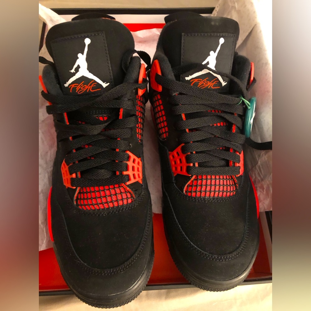 Air Jordan 4 Retro “ RED THUNDERS” brand new with the tags..NEVER WORN